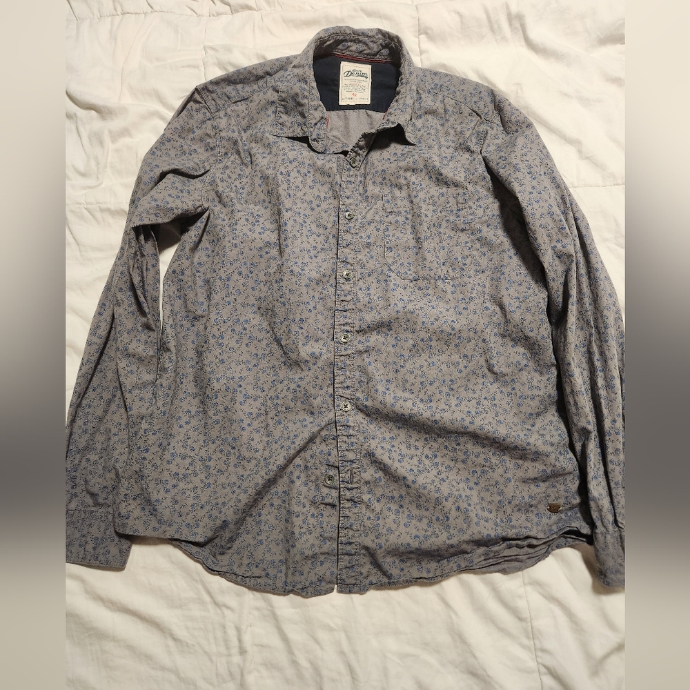 Womens Casual Blue/ Grey Flower Patterned Button Down Shirt